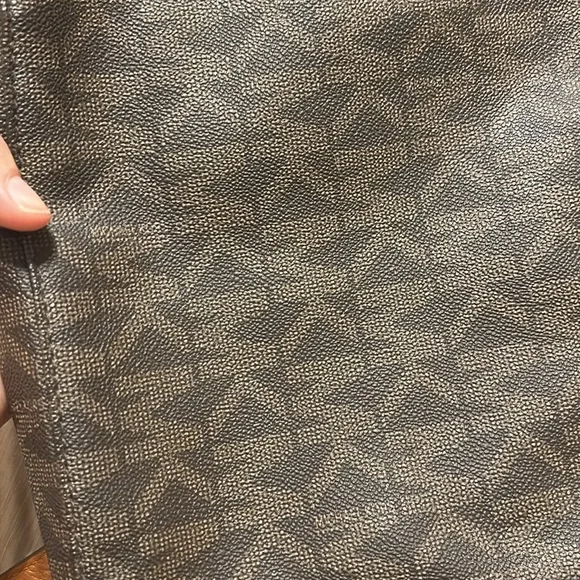 Michael Kors Cross Body Purse - Picture 3 of 13